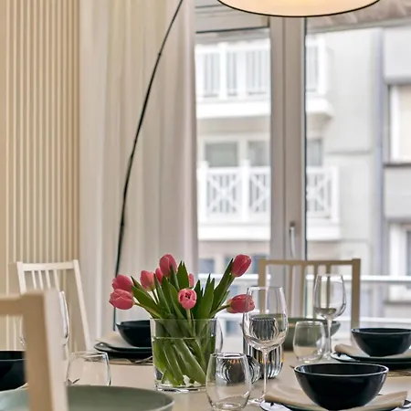Huswell - Cozy Apartment With Sea-View 1 Min From Beach * Knokke-Heist
